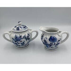 VTG Blue Danube Blue Onion Sugar and Creamer Set Ribbon Hallmark Logo
